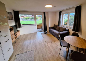 sonnige Ferienwohnung mit Balkon